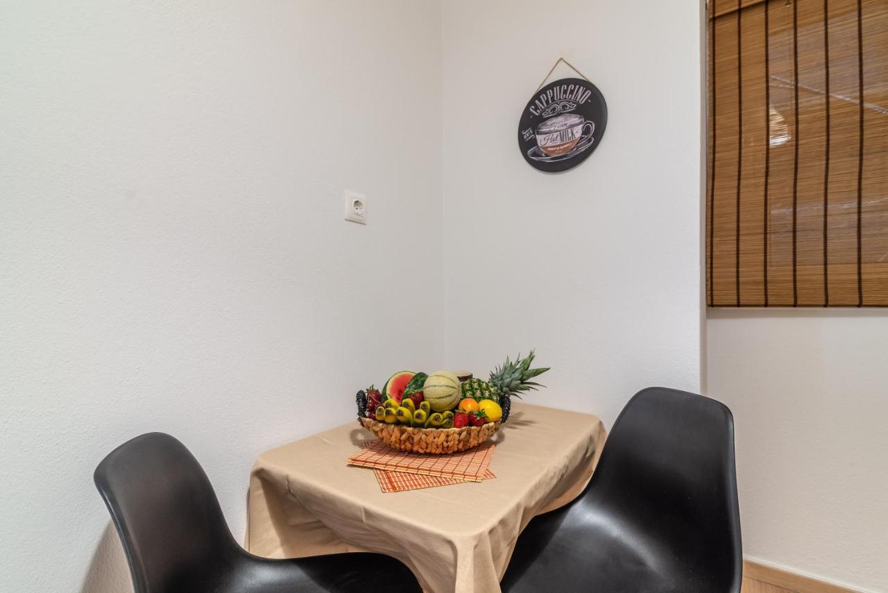 Modern Renovated Apt Next To The Beachfront Heraklion  Ngoại thất bức ảnh