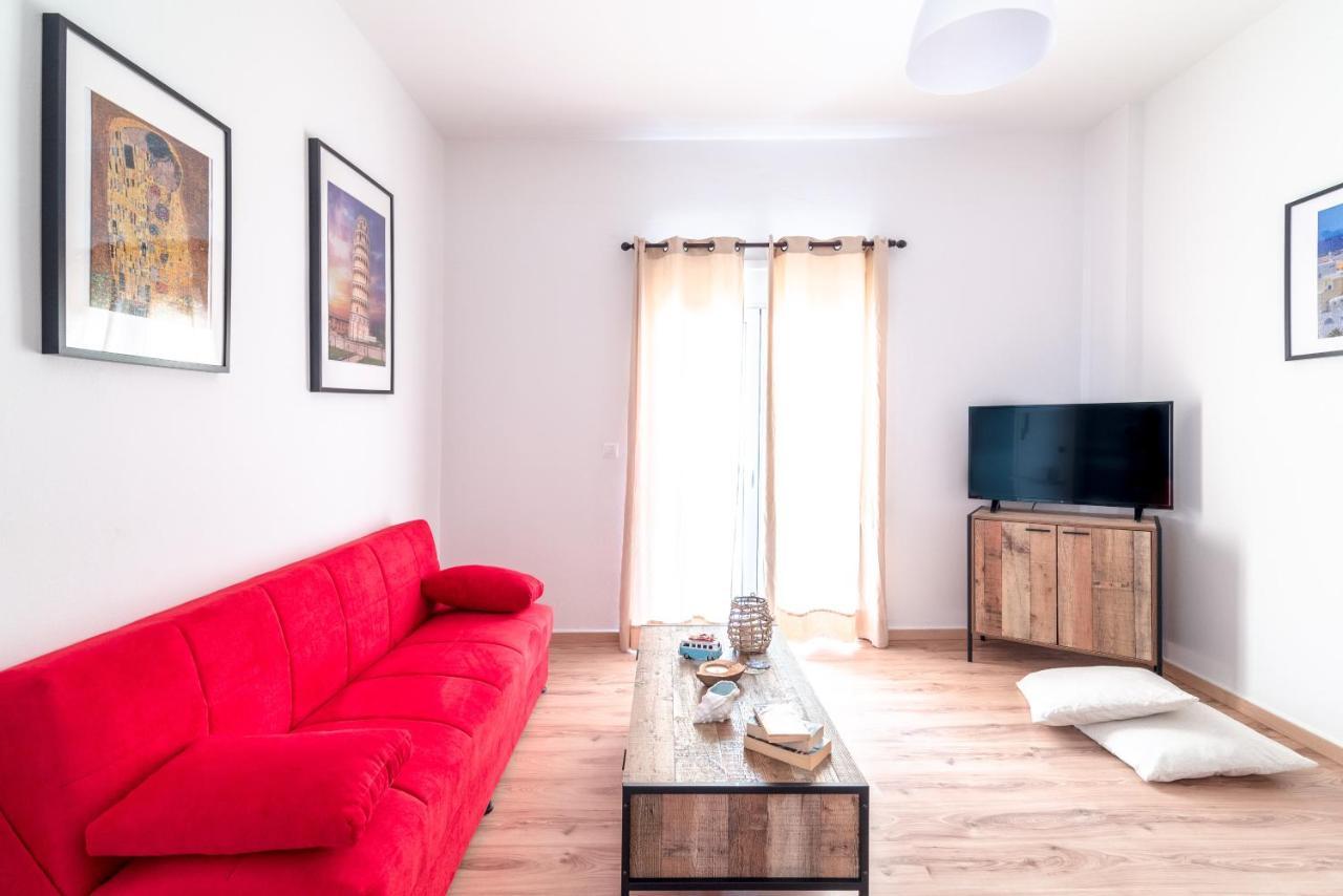 Modern Renovated Apt Next To The Beachfront Heraklion  Ngoại thất bức ảnh