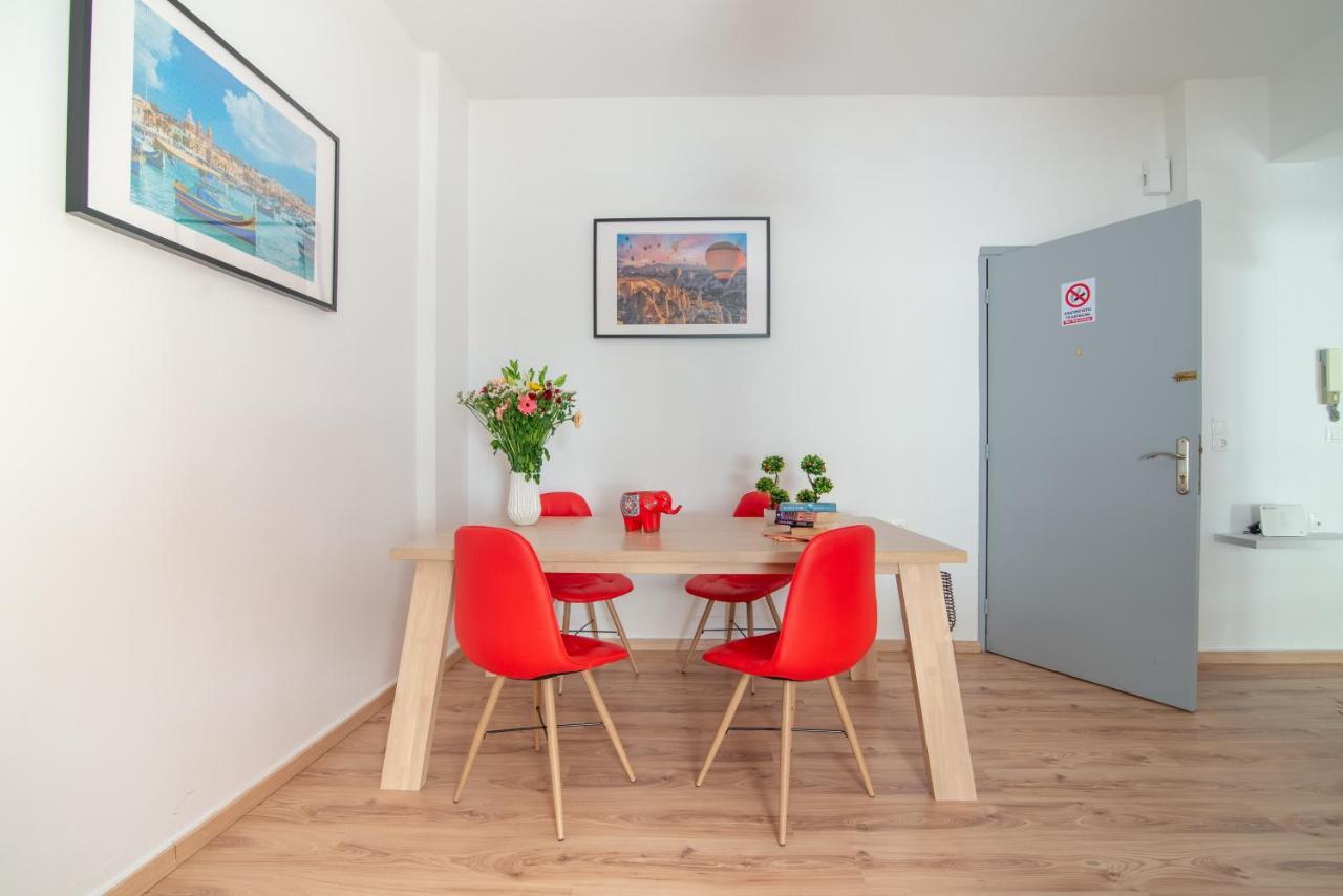 Modern Renovated Apt Next To The Beachfront Heraklion  Ngoại thất bức ảnh
