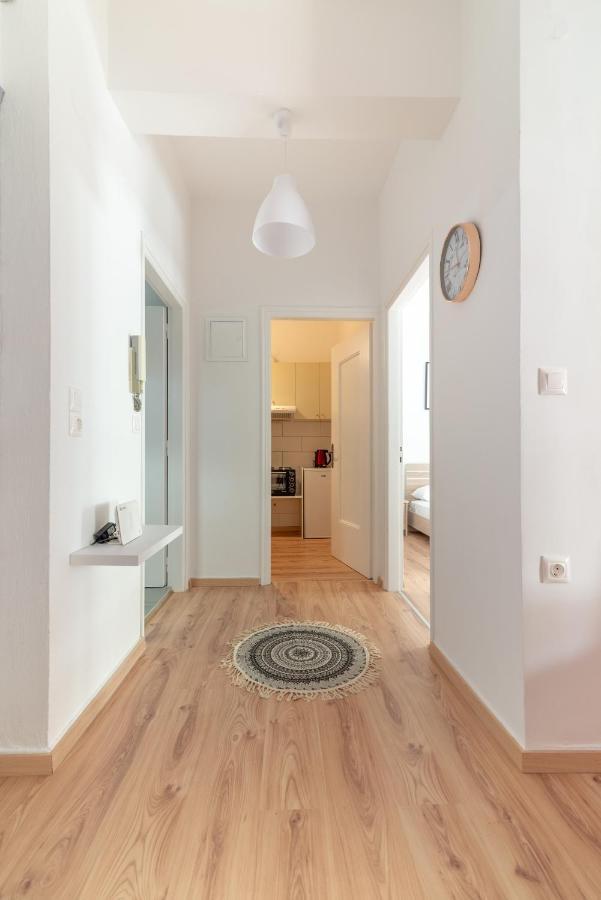 Modern Renovated Apt Next To The Beachfront Heraklion  Ngoại thất bức ảnh