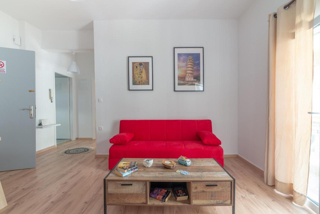 Modern Renovated Apt Next To The Beachfront Heraklion  Ngoại thất bức ảnh